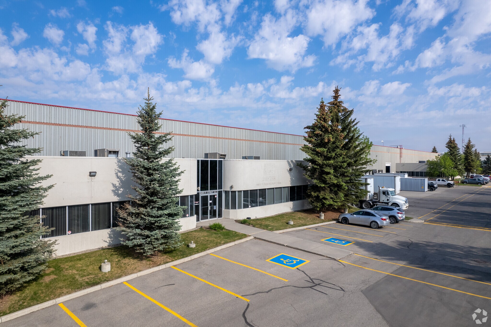 5885 51 St SE, Calgary, AB for sale Building Photo- Image 1 of 1
