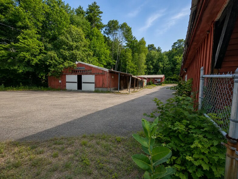 85 Nh 27, Raymond, NH à vendre - Photo du bâtiment - Image 3 de 4