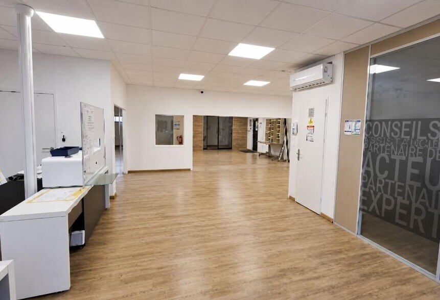 Industrial in Avignon for lease - Interior Photo - Image 3 of 6