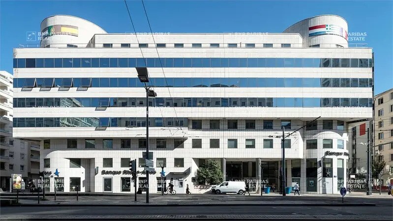 Bureau dans Lyon à vendre - Photo du bâtiment - Image 2 de 63
