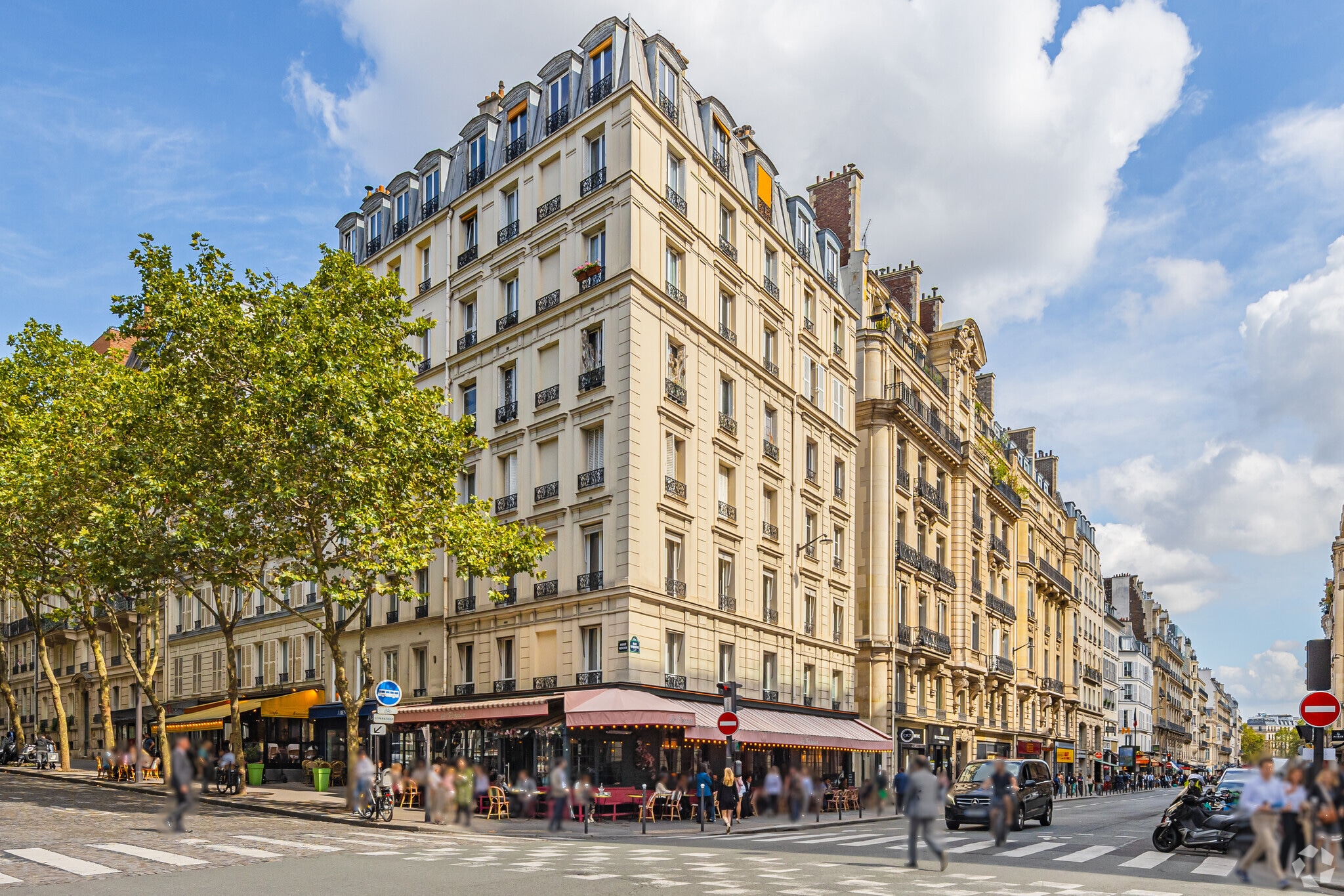 4 Avenue Percier, Paris for lease Primary Photo- Image 1 of 7