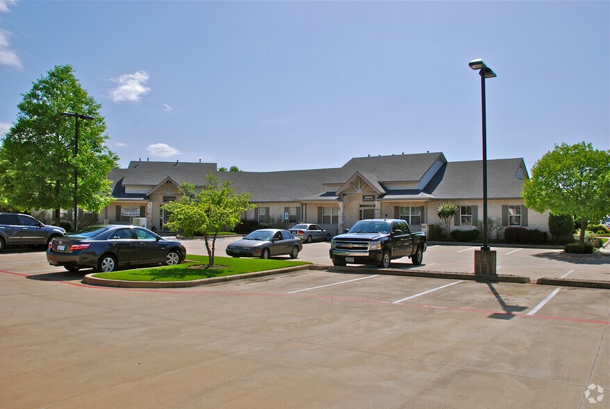 2609 Sagebrush Dr, Flower Mound, TX à louer - Photo du bâtiment - Image 3 de 7