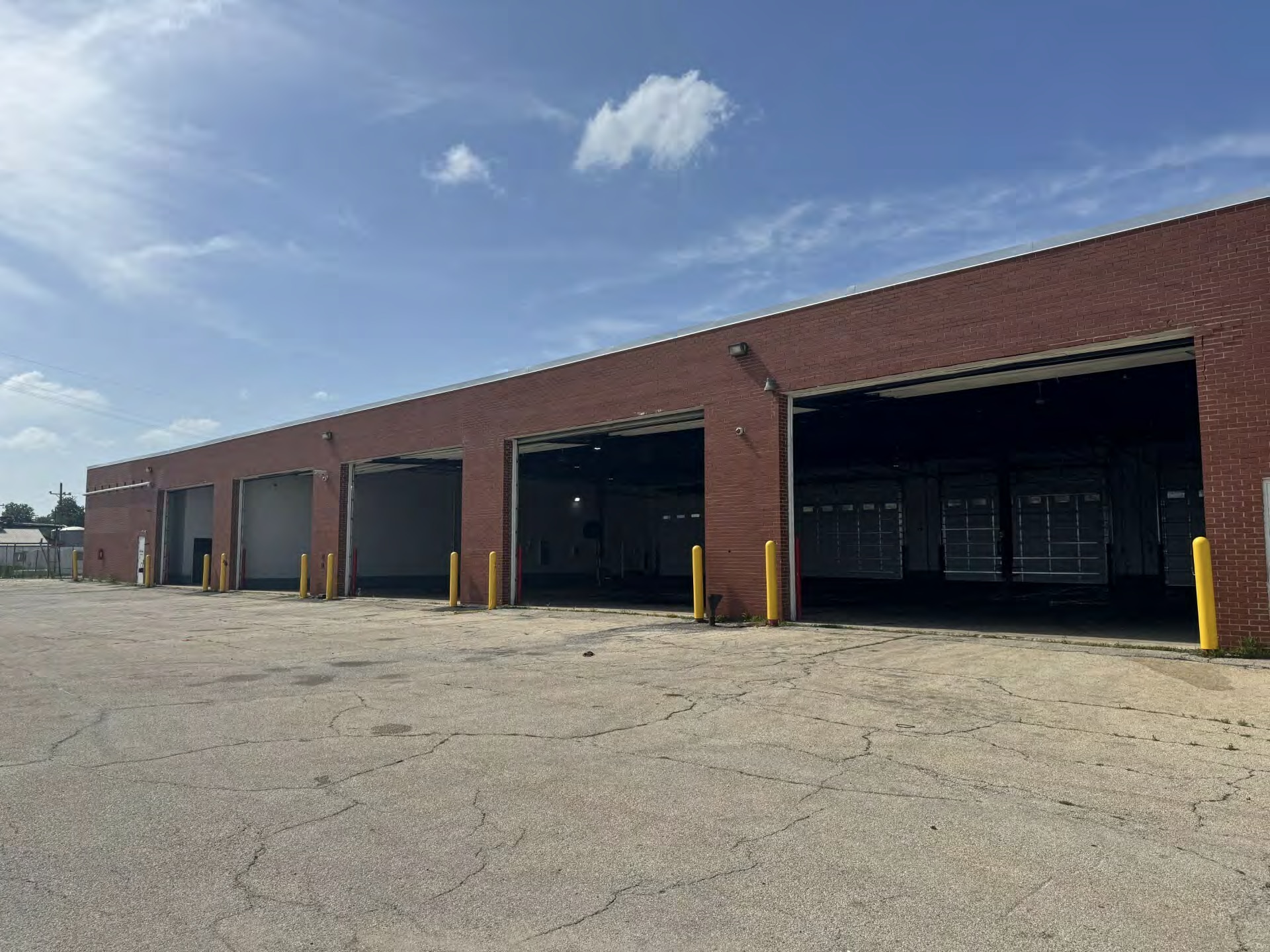 5041 W Pershing Rd, Stickney, IL for lease Primary Photo- Image 1 of 5