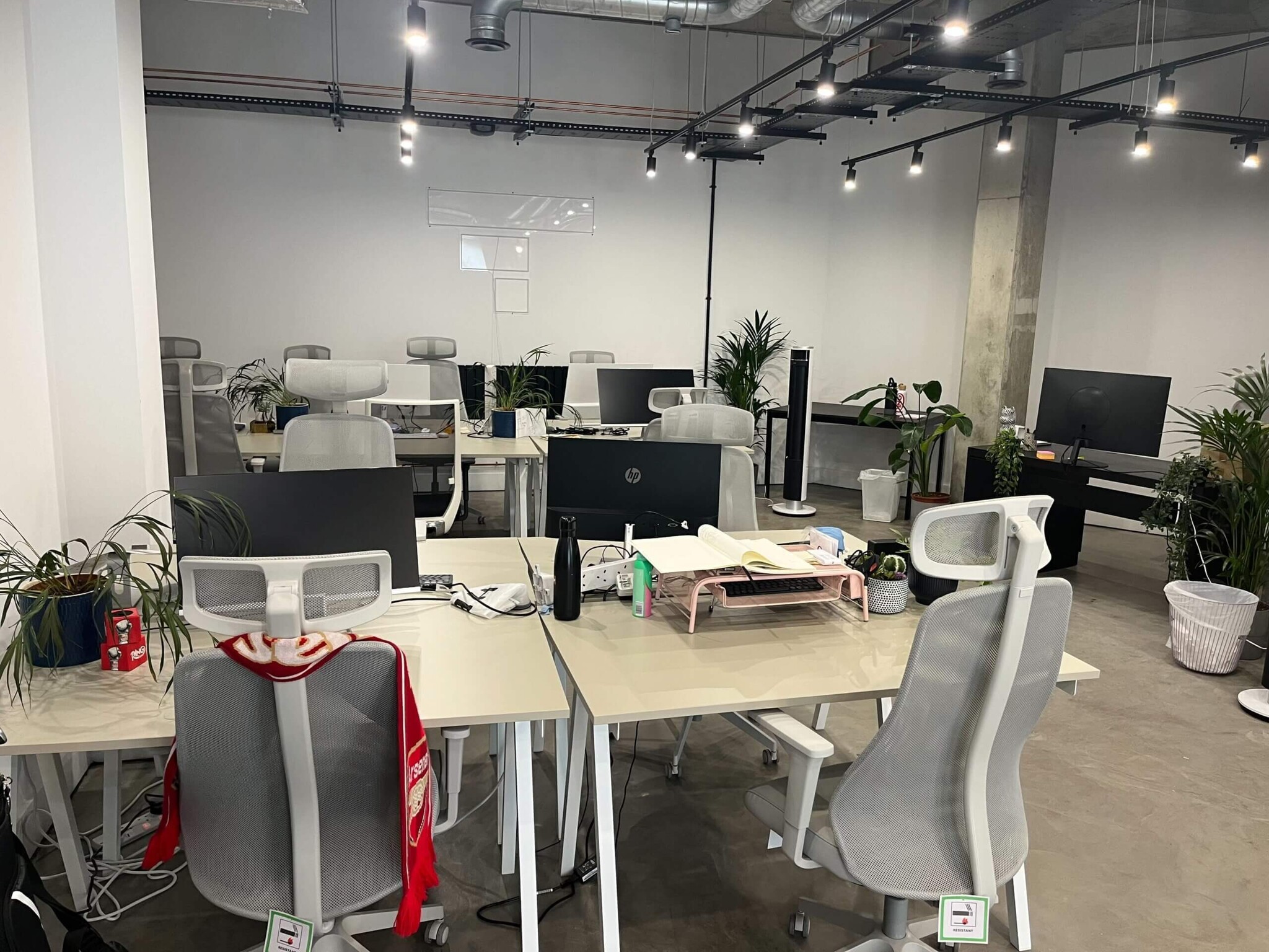 411-415 Wick Ln, Londres à louer Photo intérieure- Image 1 de 8