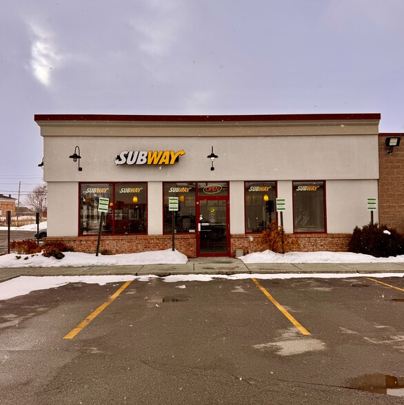 4243 Lakeville Rd, Geneseo, NY for lease - Building Photo - Image 3 of 7
