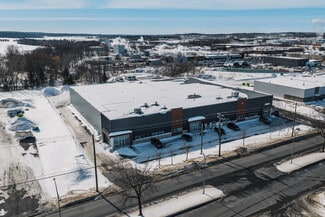 Plus de détails pour 816-818 Boul Industriel, Granby, QC - Industriel à louer