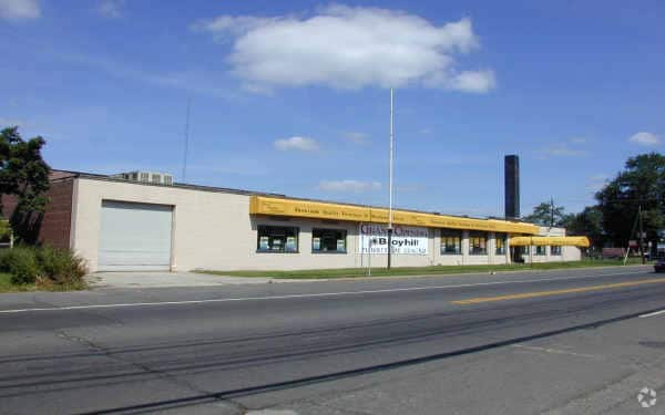 1007 Livingston Ave, North Brunswick, NJ for lease - Building Photo - Image 3 of 4