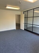 70 Glenn Way, San Carlos, CA for lease Building Photo- Image 2 of 8