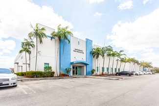 Plus de détails pour 10810 NW 92nd Ter, Miami, FL - Bureau à louer