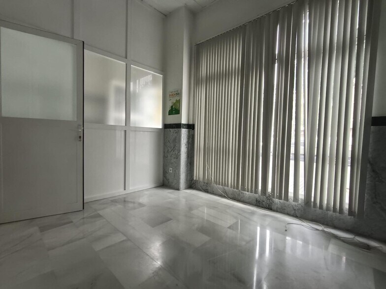 Retail in Córdoba, Córdoba for lease - Interior Photo - Image 2 of 13