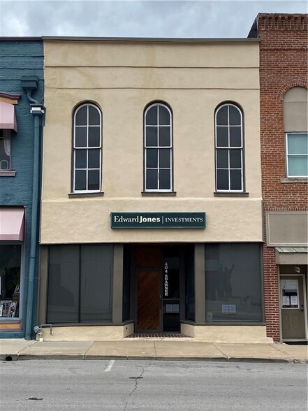 404 Shawnee St, Leavenworth, KS for lease - Building Photo - Image 1 of 19