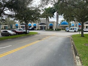 2800 W State Road 84, Fort Lauderdale, FL for lease Interior Photo- Image 2 of 23