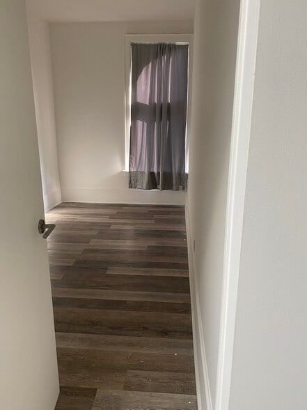 1378 Queen St. W, Toronto, ON à vendre - Autre - Image 2 de 6
