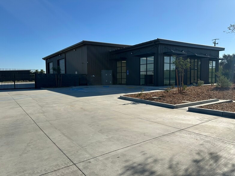 31242 DenBeste Court, Shafter, CA for lease - Building Photo - Image 2 of 9