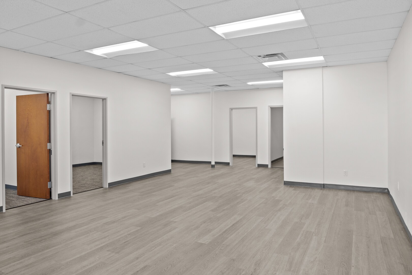 5555 N Lamar Blvd, Austin, TX for lease Interior Photo- Image 1 of 22