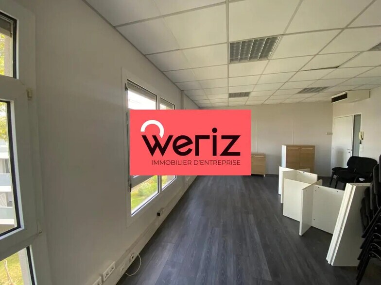 Office in Marseille for lease - Interior Photo - Image 3 of 8