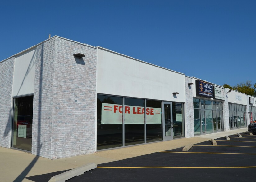 40-60 W Palatine Rd, Palatine, IL for lease - Building Photo - Image 2 of 7