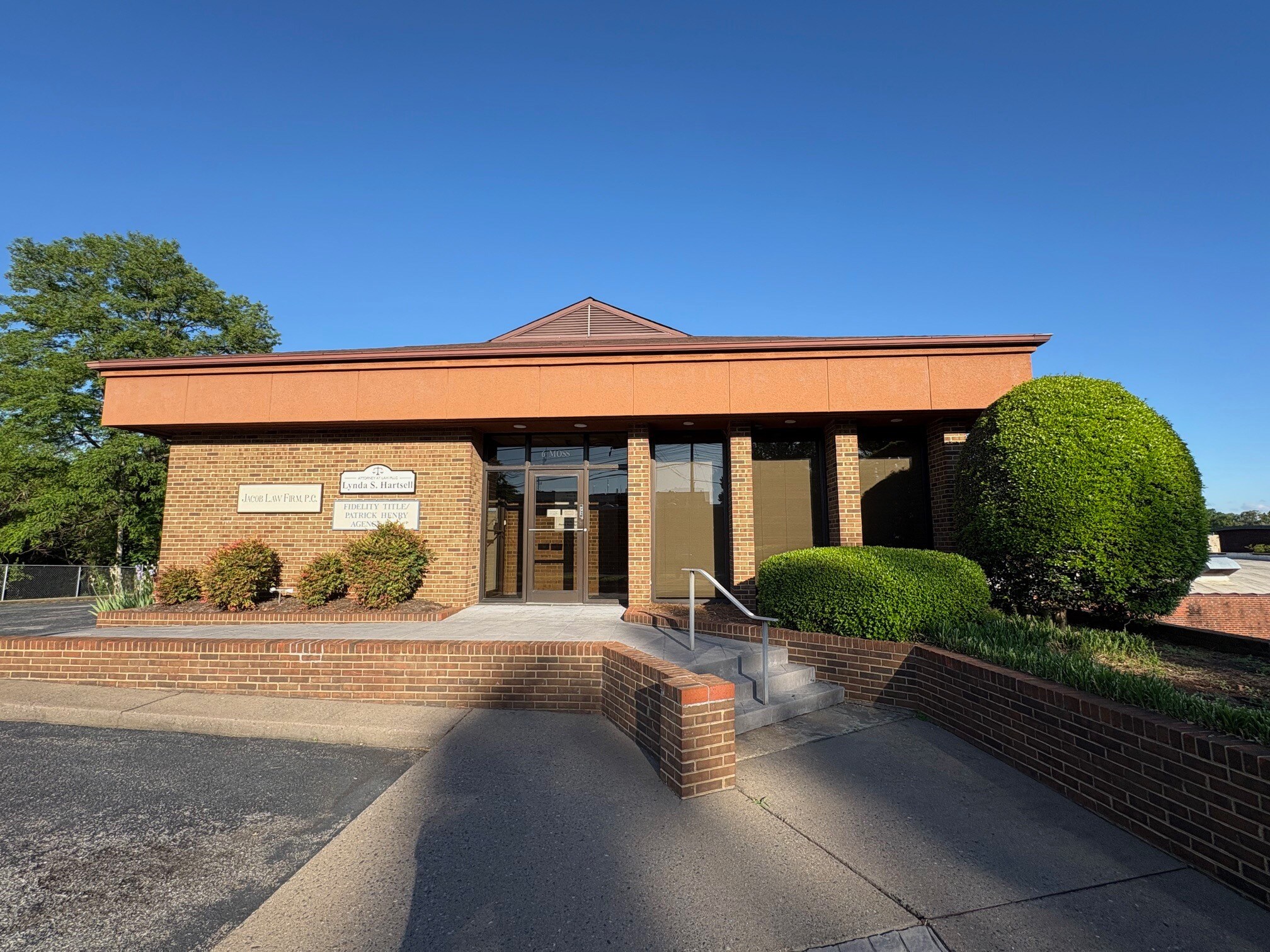 4 Moss St, Martinsville, VA for lease Building Photo- Image 1 of 5