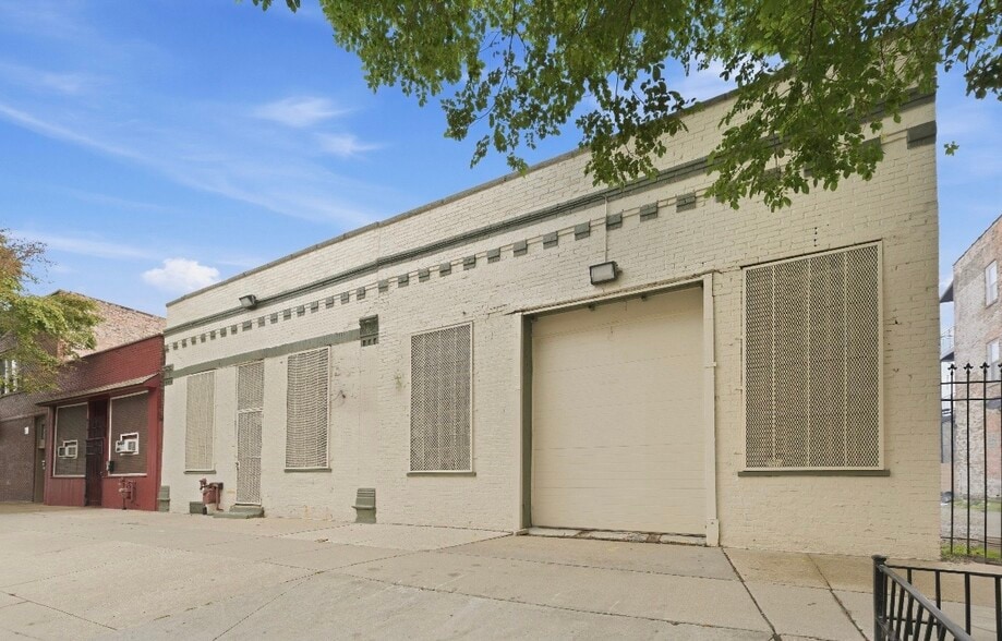 2290-2292 S Blue Island Ave, Chicago, IL à louer - Photo du bâtiment - Image 3 de 7