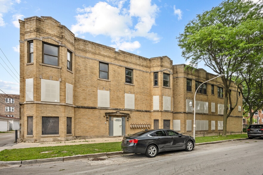 5501 W Quincy St, Chicago, IL for sale - Building Photo - Image 2 of 27