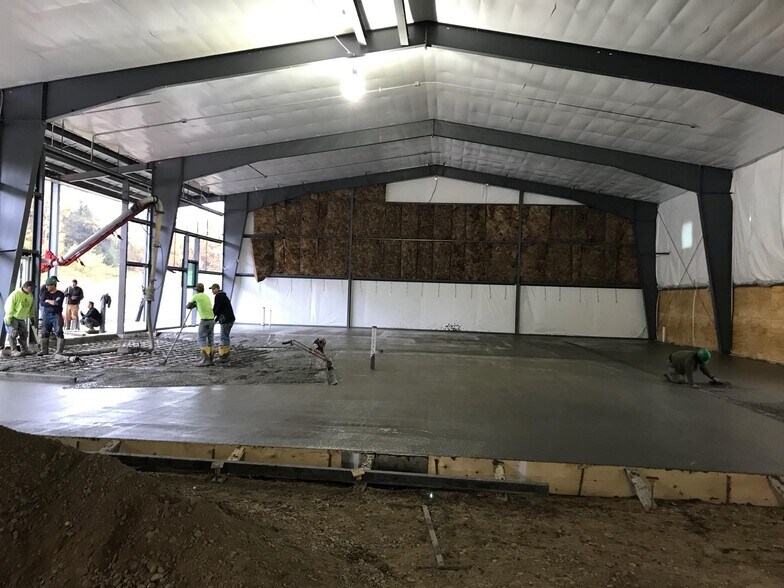 2142 NY State Route 414 Rt, Watkins Glen, NY à louer - Photo du bâtiment - Image 2 de 3