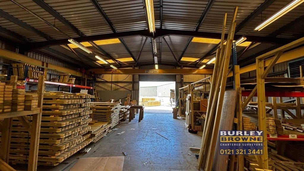 Empire Clos, Aldridge for lease Interior Photo- Image 1 of 2