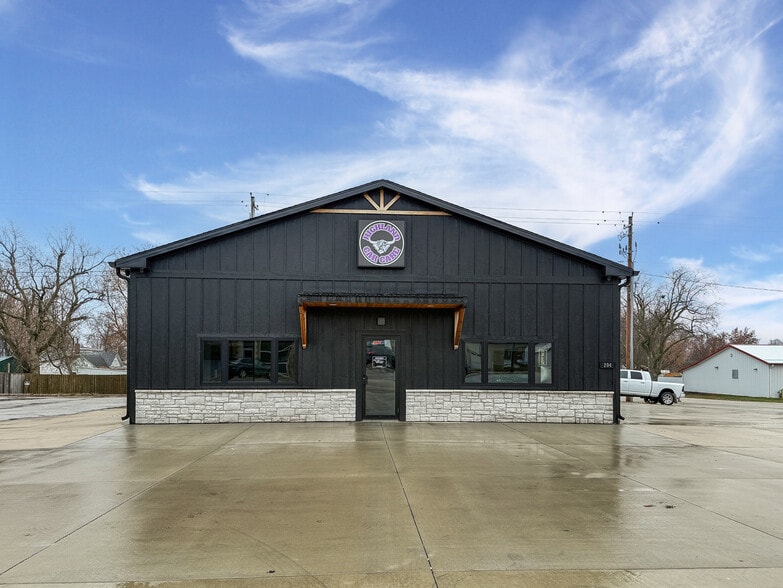 204 S Main St, Woodward, IA à vendre - Photo du bâtiment - Image 2 de 25