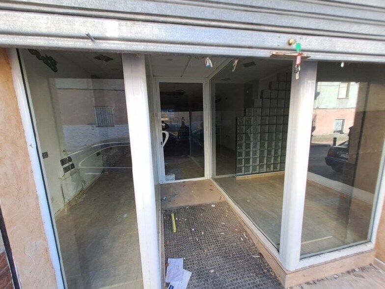 Commerce de détail dans Molina de Segura à vendre - Photo du bâtiment - Image 2 de 18