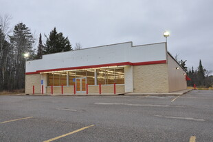 Family Dollar - Parc de stationnement couvert