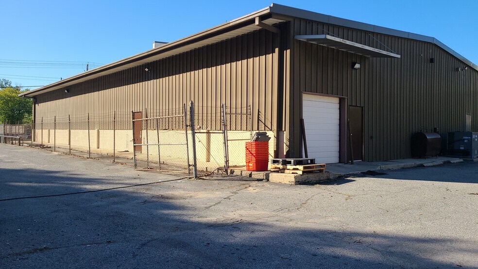 9005 Woodyard Rd, Clinton, MD à vendre - Photo du bâtiment - Image 3 de 14