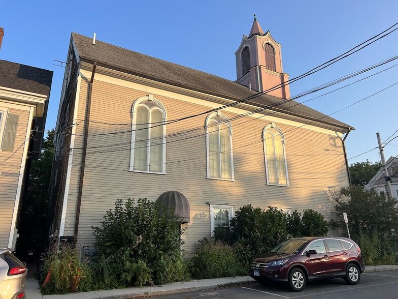 45 Pearl St, Portsmouth, NH for sale - Building Photo - Image 2 of 36