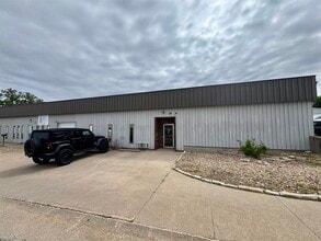 109 Adams St SE, Cascade, IA for lease Building Photo- Image 1 of 9