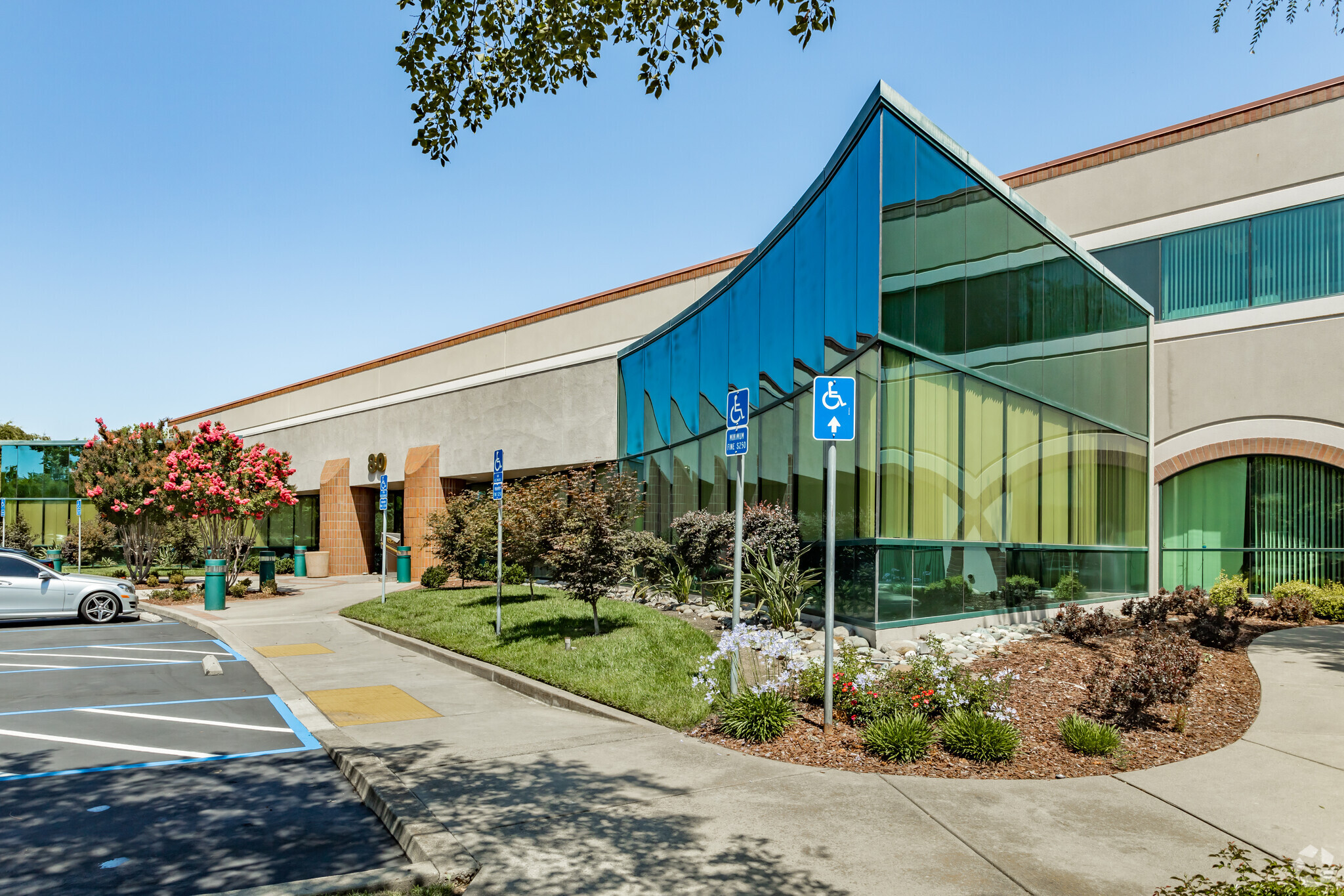 80 Iron Point Cir, Folsom, CA for lease Building Photo- Image 1 of 13