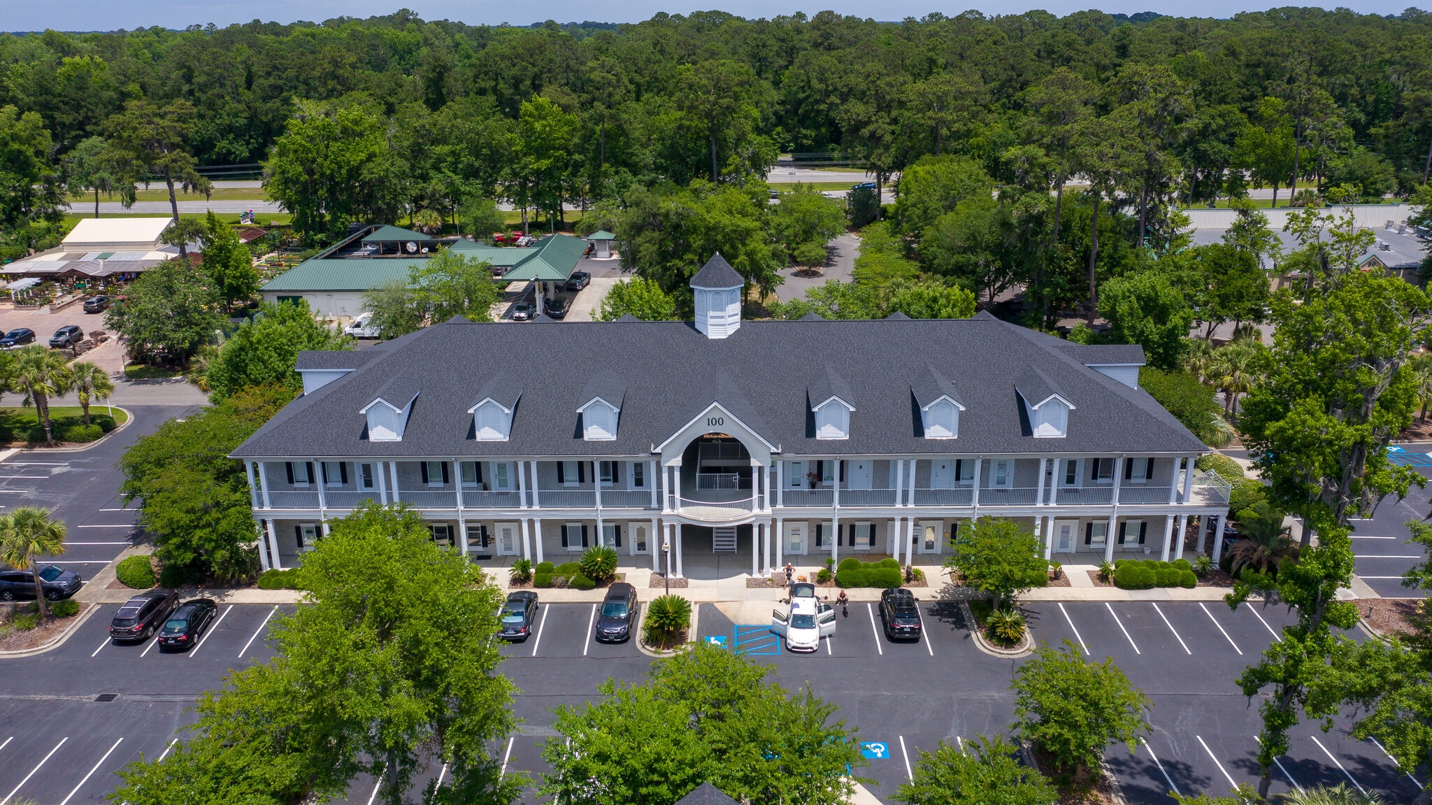 29 Plantation Park Dr, Bluffton, SC for lease Primary Photo- Image 1 of 4