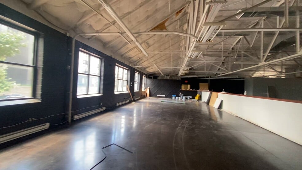 3975 - 4029 Papin St, Saint Louis, MO for lease - Commercial Listing Video - Image 2 of 5