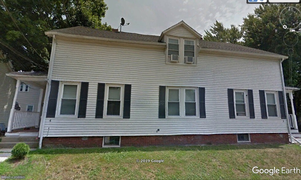 2 Greystone Ave, North Providence, RI for sale - Primary Photo - Image 1 of 7