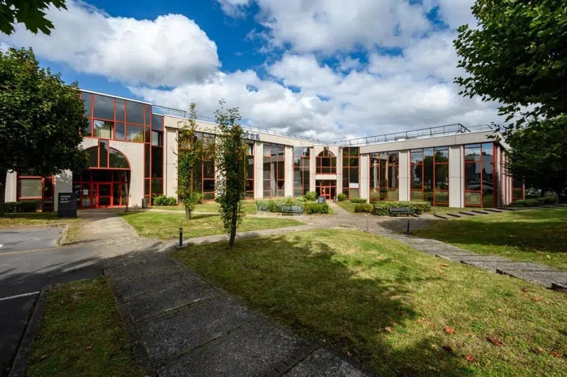 Rue Georges Besse, Antony for lease - Building Photo - Image 2 of 9