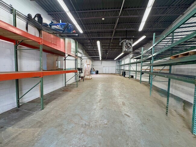 More details for 160-162 Cross St, Winchester, MA - Industrial for Lease