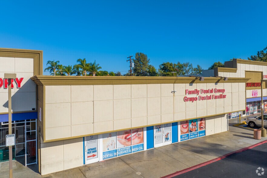 2276-2280 S Garey Ave, Pomona, CA à vendre - Photo du bâtiment - Image 2 de 6