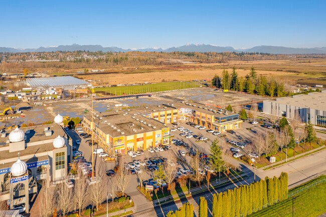 Plus de détails pour 15299 68 Ave, Surrey, BC - Commerce de détail à vendre