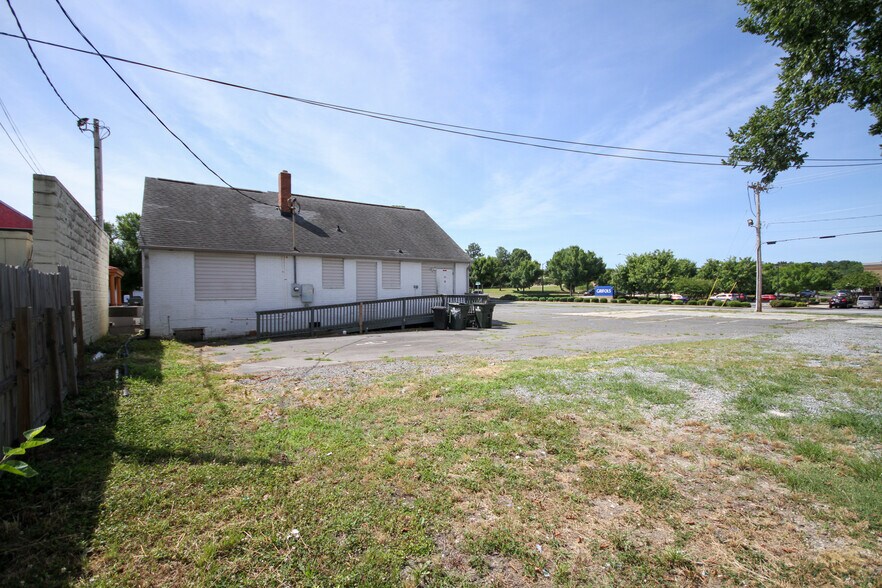 1909 Cherry Rd, Rock Hill, SC à vendre - Photo du bâtiment - Image 3 de 16