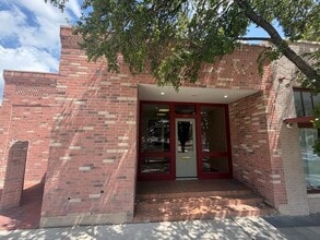 717 Dolorosa St, San Antonio, TX for lease Building Photo- Image 1 of 6