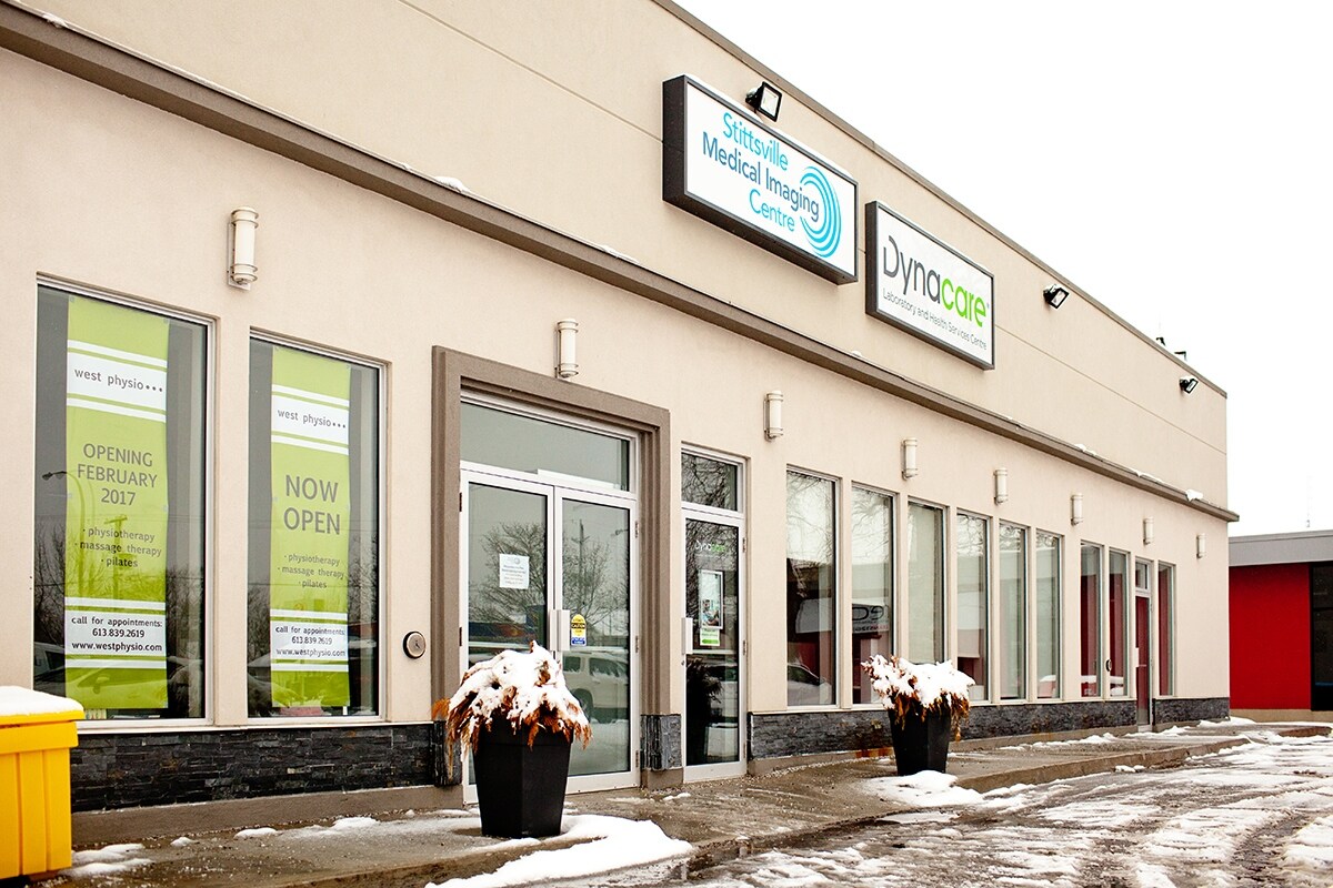 1609 Stittsville Main St, Stittsville, ON à vendre Photo du bâtiment- Image 1 de 1