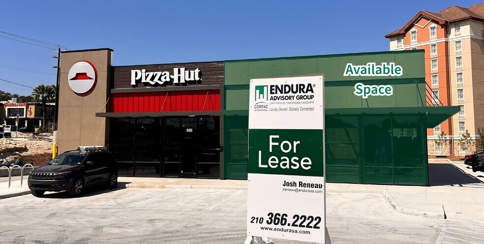 9411 Wurzbach Rd, San Antonio, TX à louer - Photo du bâtiment - Image 2 de 4