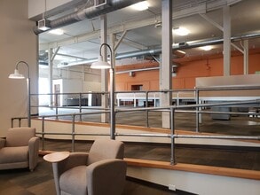 1111 36th St, Seattle, WA for lease Interior Photo- Image 2 of 6