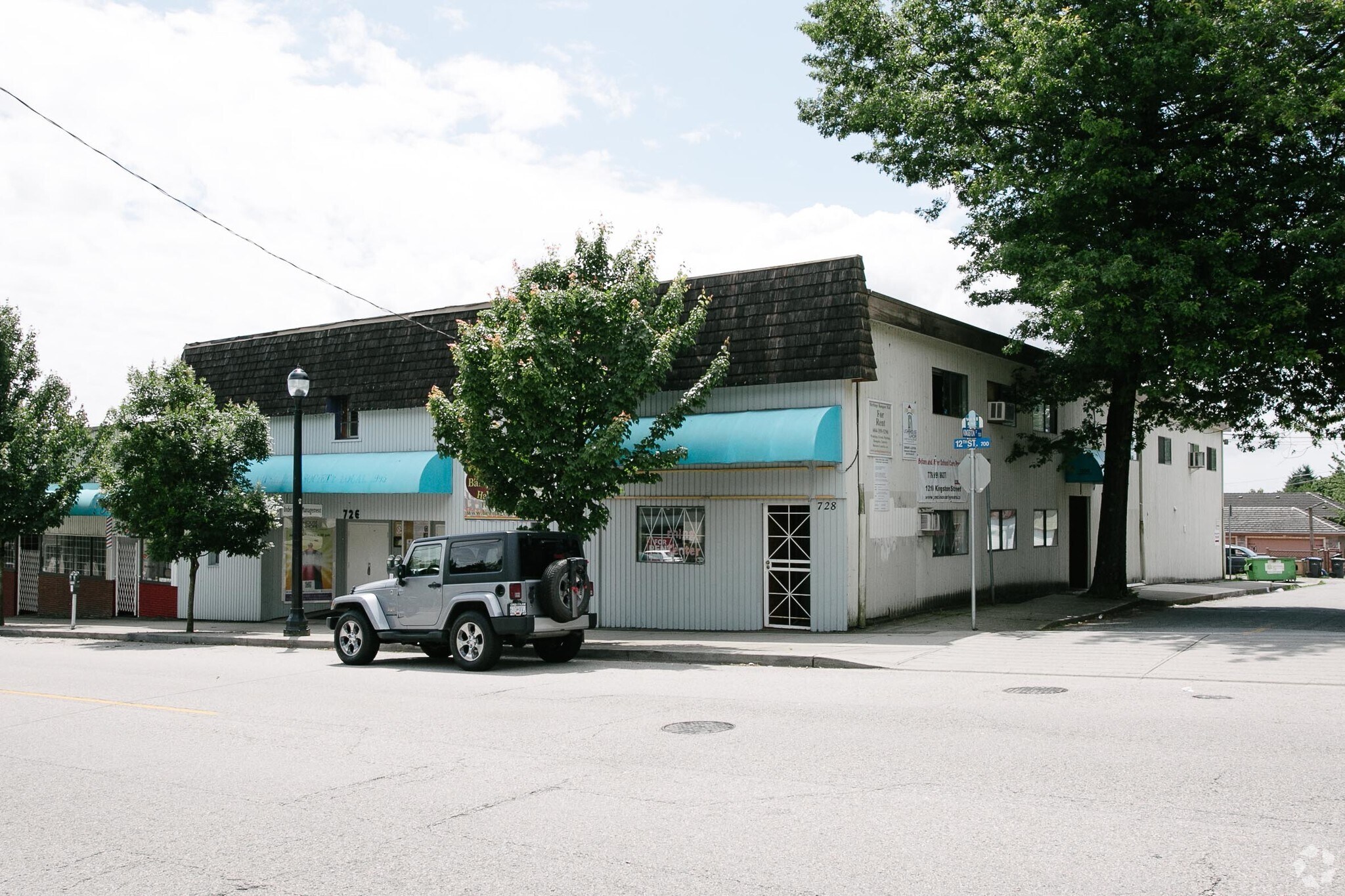 726-728 12th St, New Westminster, BC for sale Primary Photo- Image 1 of 1