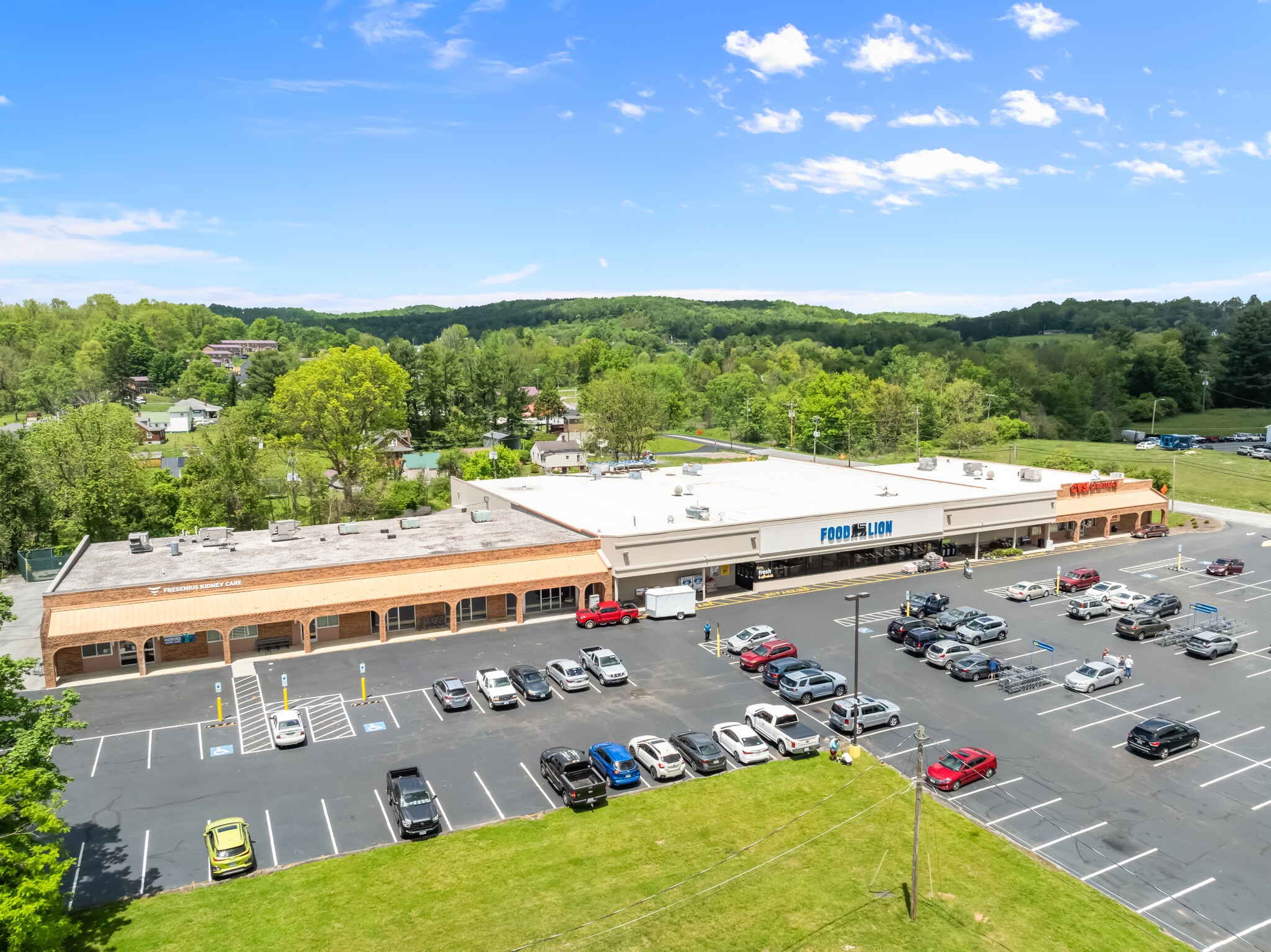 945 N Main St, Marion, VA for lease Interior Photo- Image 1 of 6