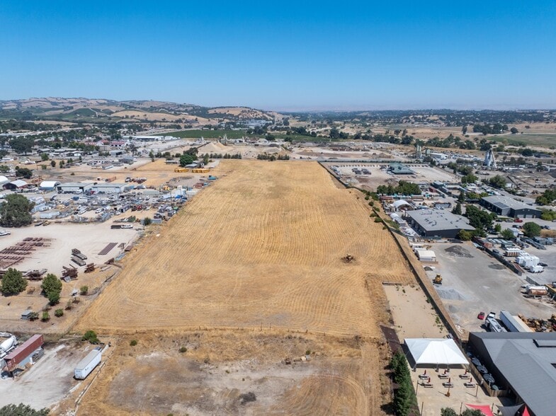 Volpi Ysabel Rd, Paso Robles, CA for sale - Building Photo - Image 3 of 16