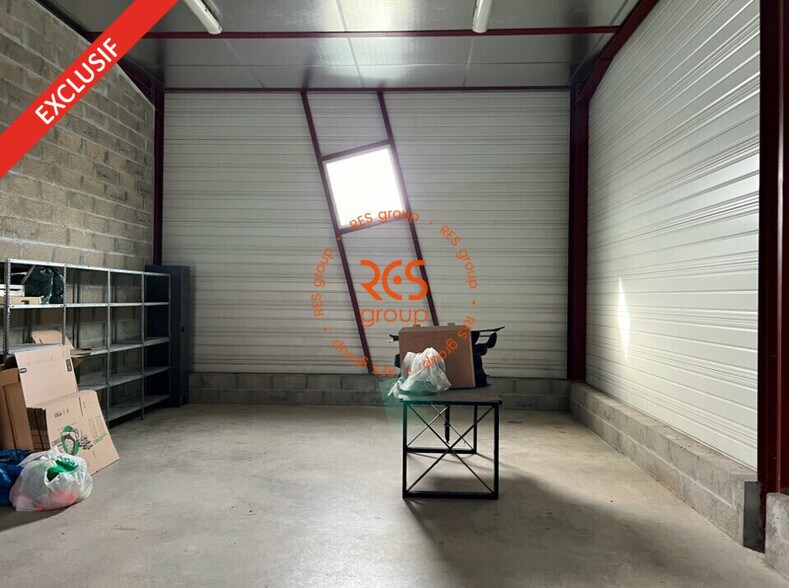 Local d'activités dans Floirac à vendre - Photo du bâtiment - Image 3 de 12