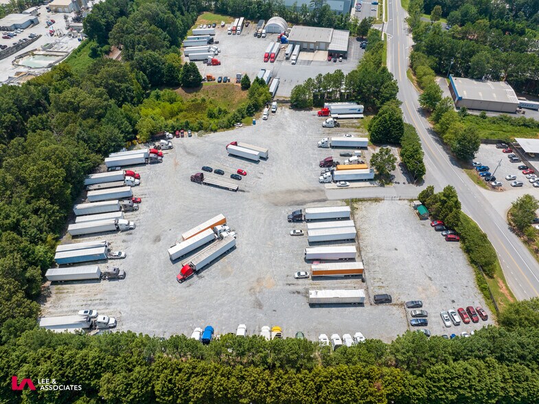 785 Brogdon Rd, Suwanee, GA for sale - Building Photo - Image 2 of 9